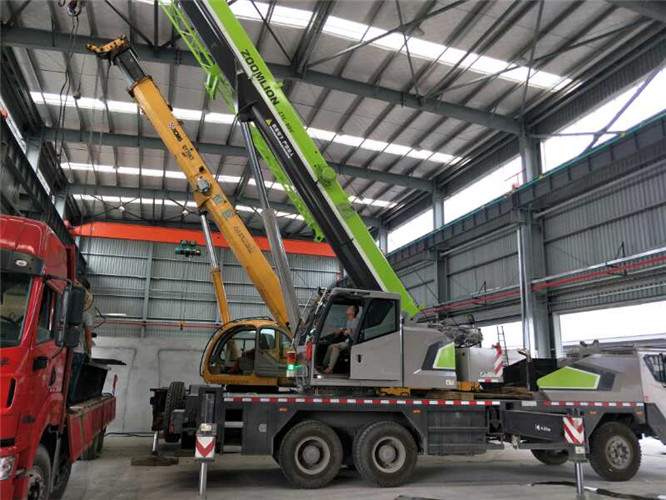 永顺县高空车出租需要注意哪些安全事项？